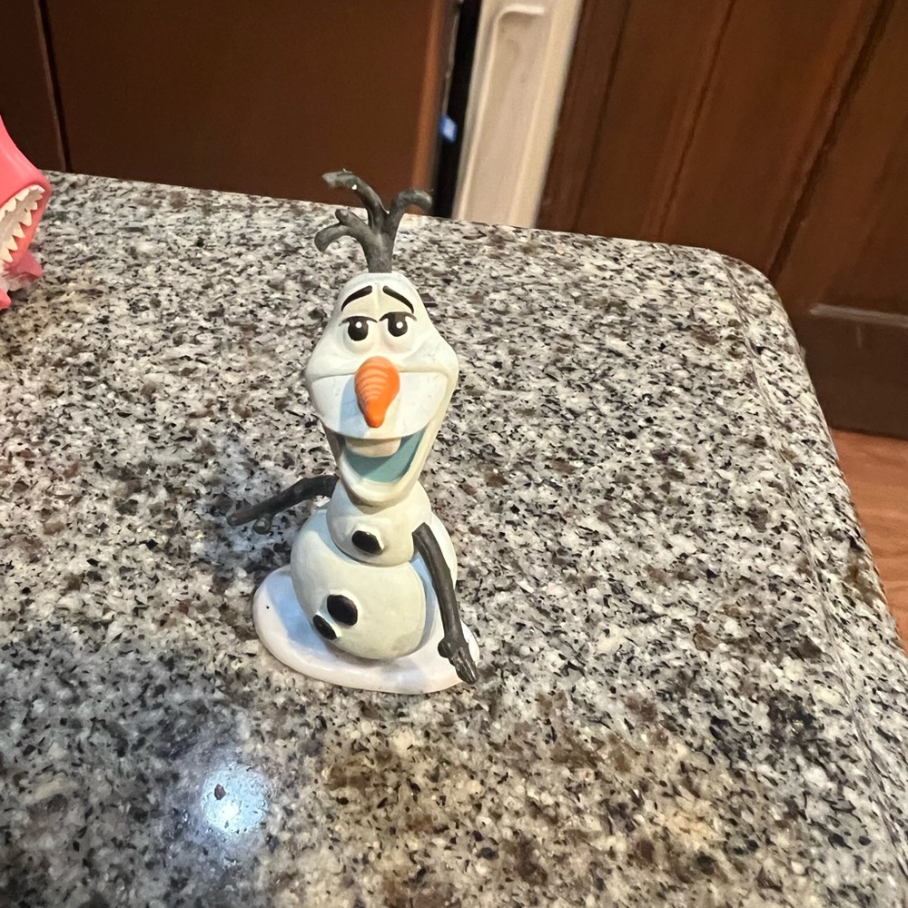 Mini Olaf figurine frozen